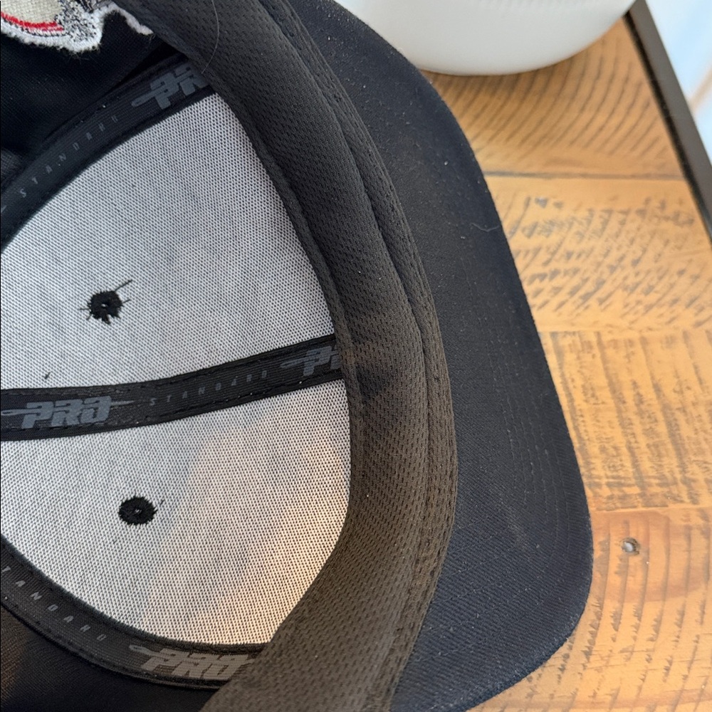 San Francisco 49ers Pro NFL Black Snapback Hat - Picture 11 of 11